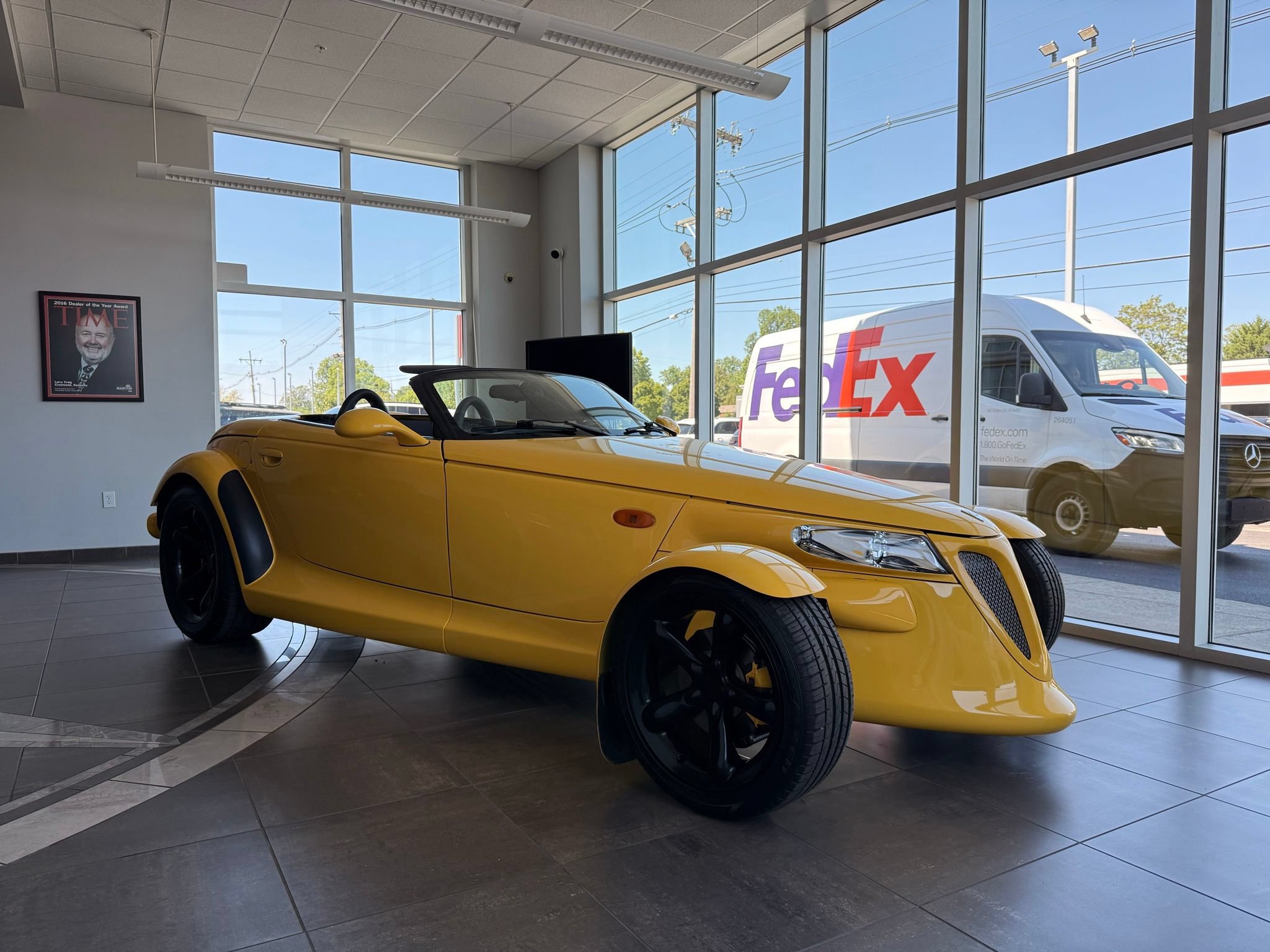 Used 1999 Plymouth Prowler RWD image 8