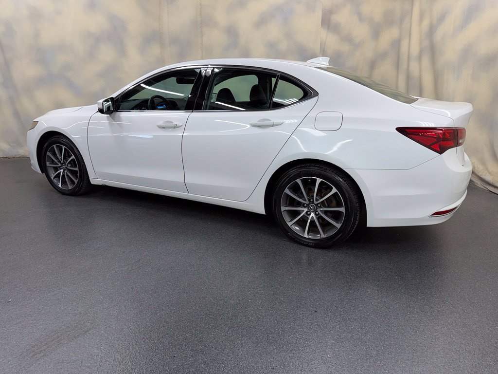 Used 2015 Acura TLX w/ Technology Package AWD/4WD image 4