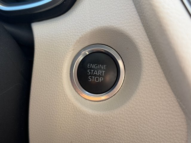 Certified 2023 Toyota Corolla Cross XLE FWD image 24