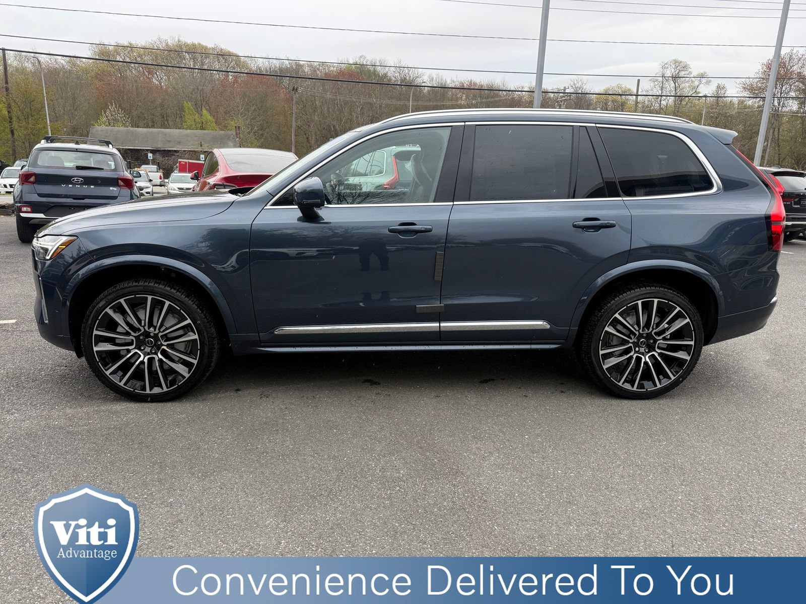 New 2026 Volvo XC90 B6 Plus w/ Protection Package Premier AWD/4WD image 5