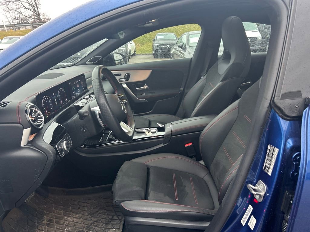Used 2025 Mercedes-Benz CLA 250 4MATIC image 9