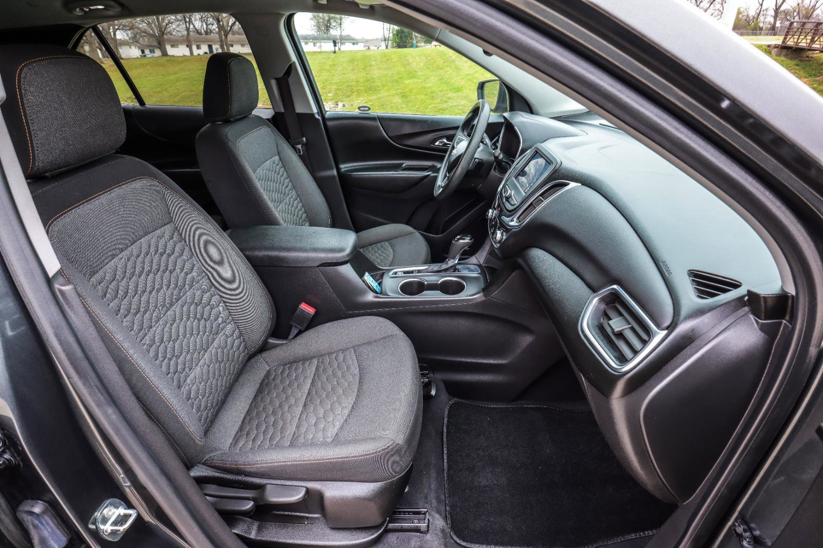 Used 2021 Chevrolet Equinox LT FWD image 36