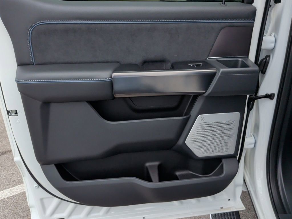 New 2026 Ford F250 Platinum image 38