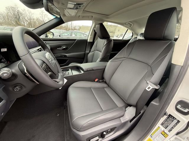 New 2025 Lexus ES 350 w/ Premium Package image 2