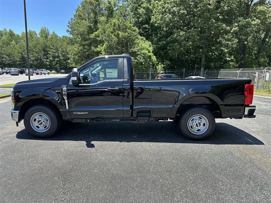 New 2025 Ford F250 XL w/ XL Chrome Package image 7
