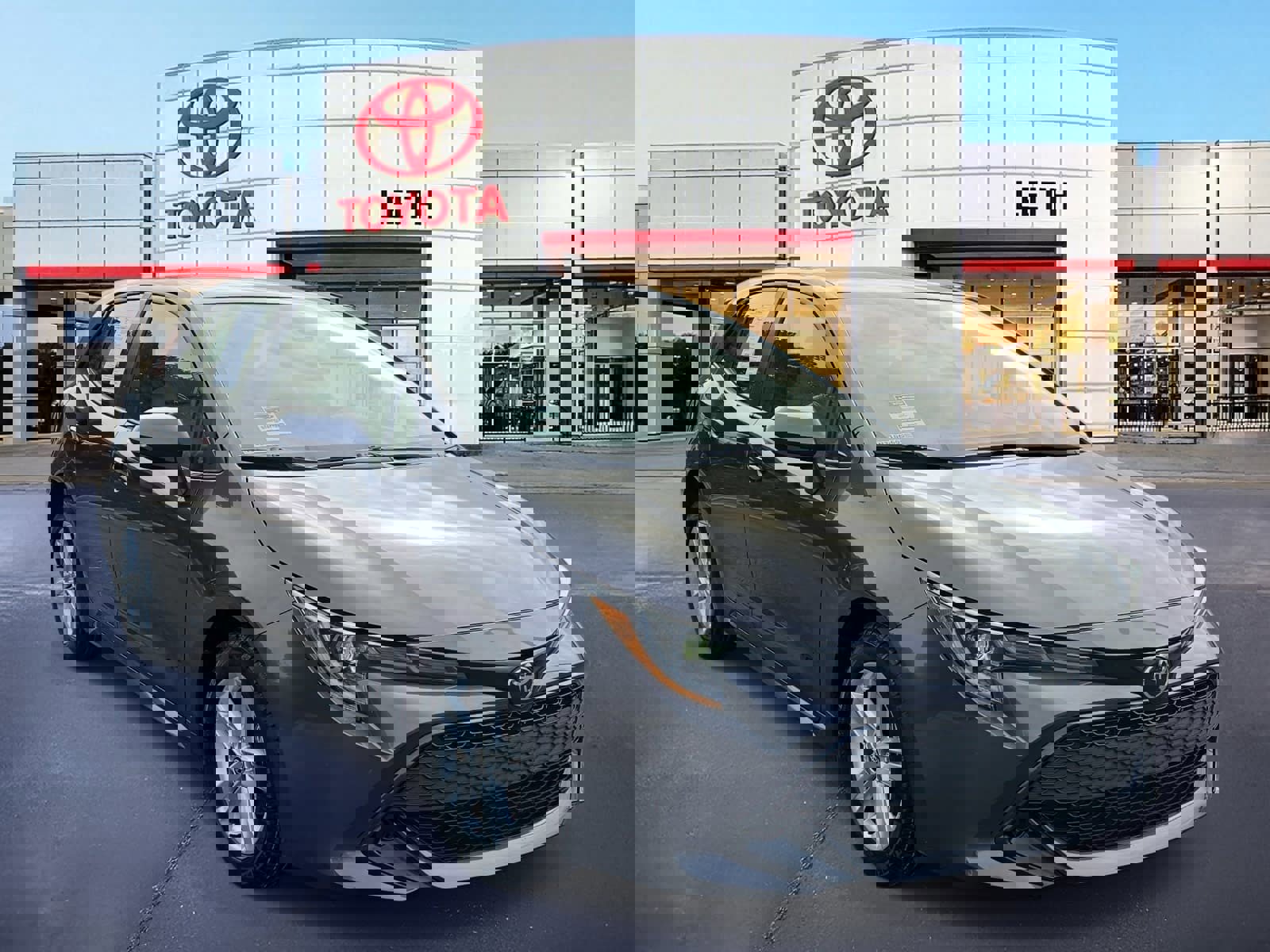 Certified 2022 Toyota Corolla SE image 3