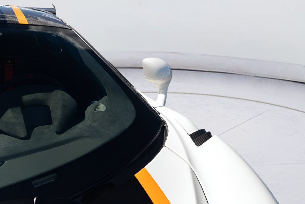 Used 2020 McLaren 620R RWD image 22