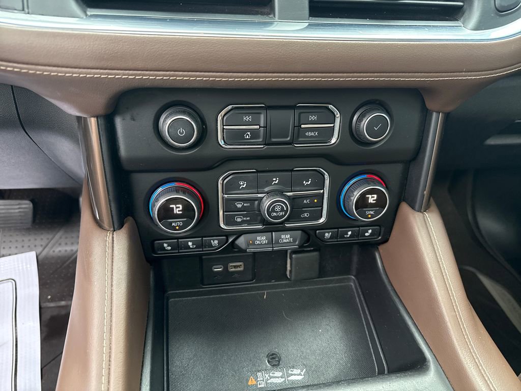 Used 2021 Chevrolet Tahoe High Country w/ Premium Package image 23