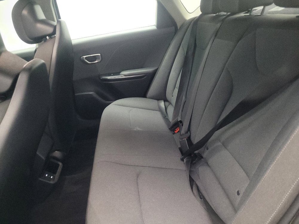 Used 2025 Kia K4 FWD image 18