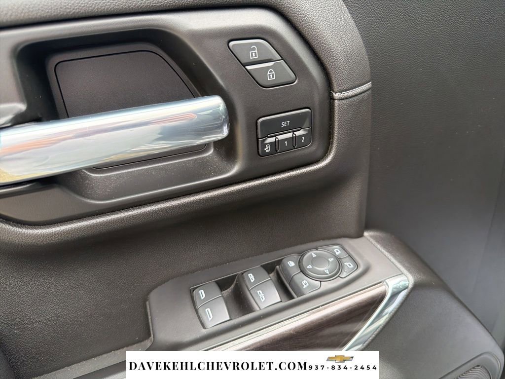 Used 2022 Chevrolet Silverado 1500 LTZ AWD/4WD image 15