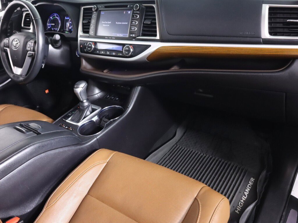 Used 2019 Toyota Highlander Limited AWD/4WD image 49
