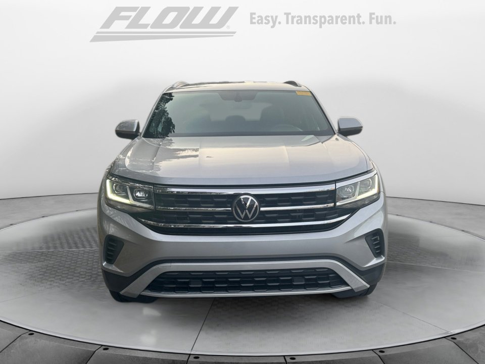 Used 2021 Volkswagen Atlas Cross Sport SE image 2