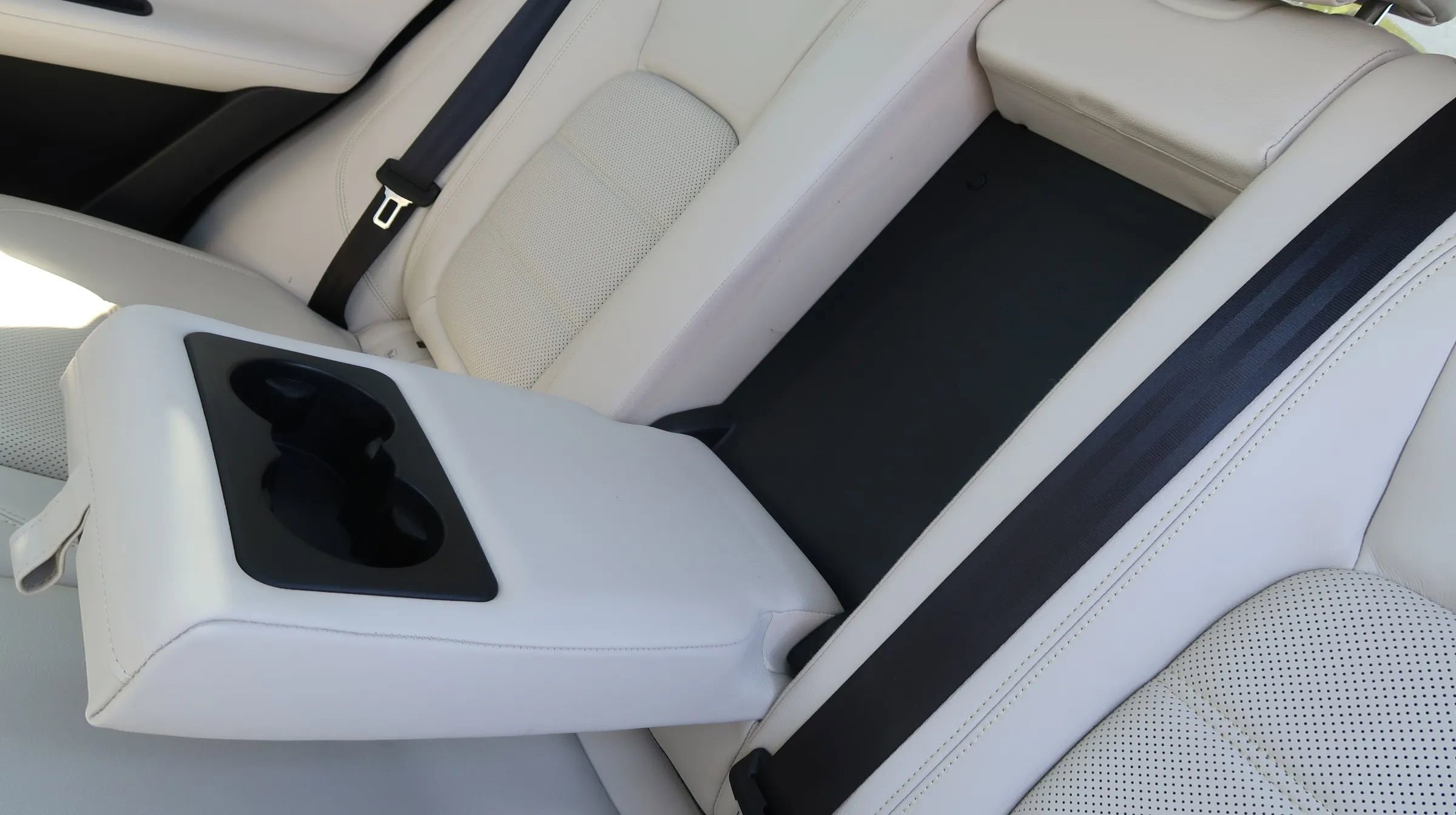 Used 2019 Jaguar F-PACE Prestige AWD/4WD image 25