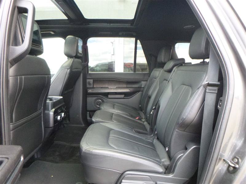 Used 2018 Ford Expedition Max Limited w/ Equipment Group 302A AWD/4WD image 6