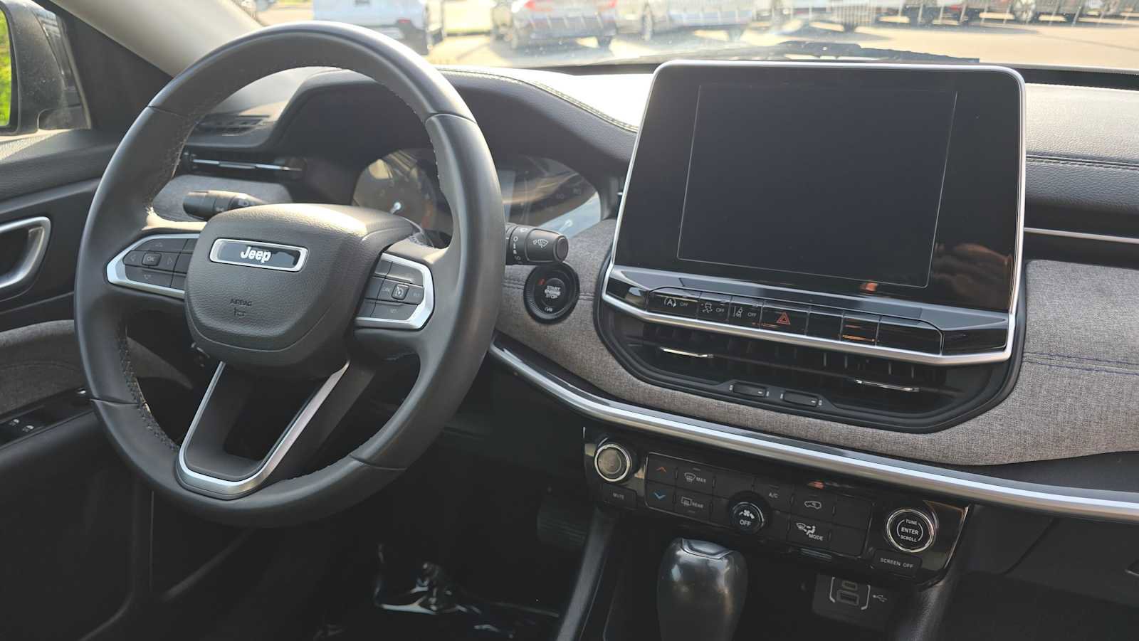 Used 2022 Jeep Compass Latitude AWD/4WD image 11