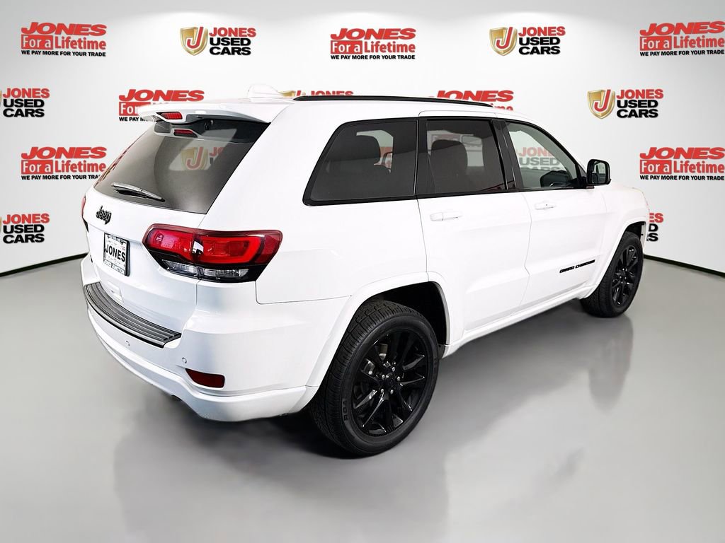 Used 2019 Jeep Grand Cherokee Altitude AWD/4WD image 17