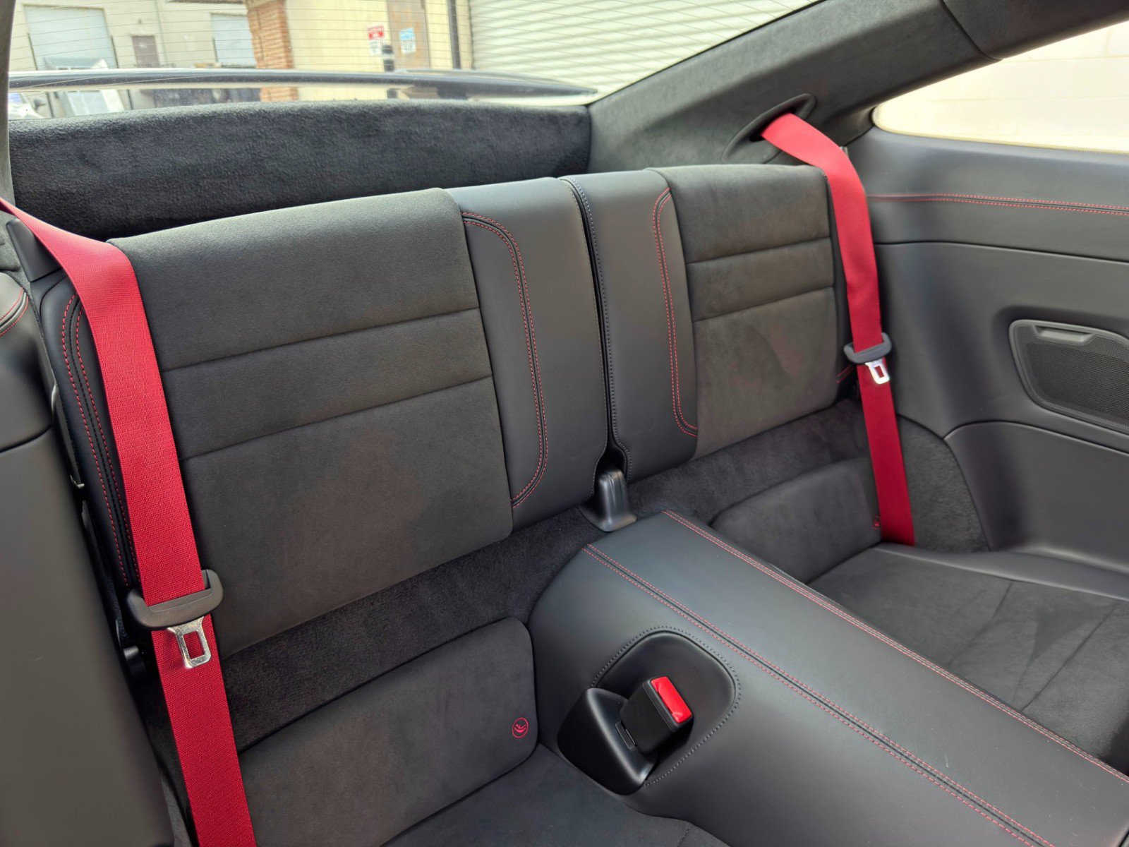 Used 2025 Porsche 911 GTS image 41