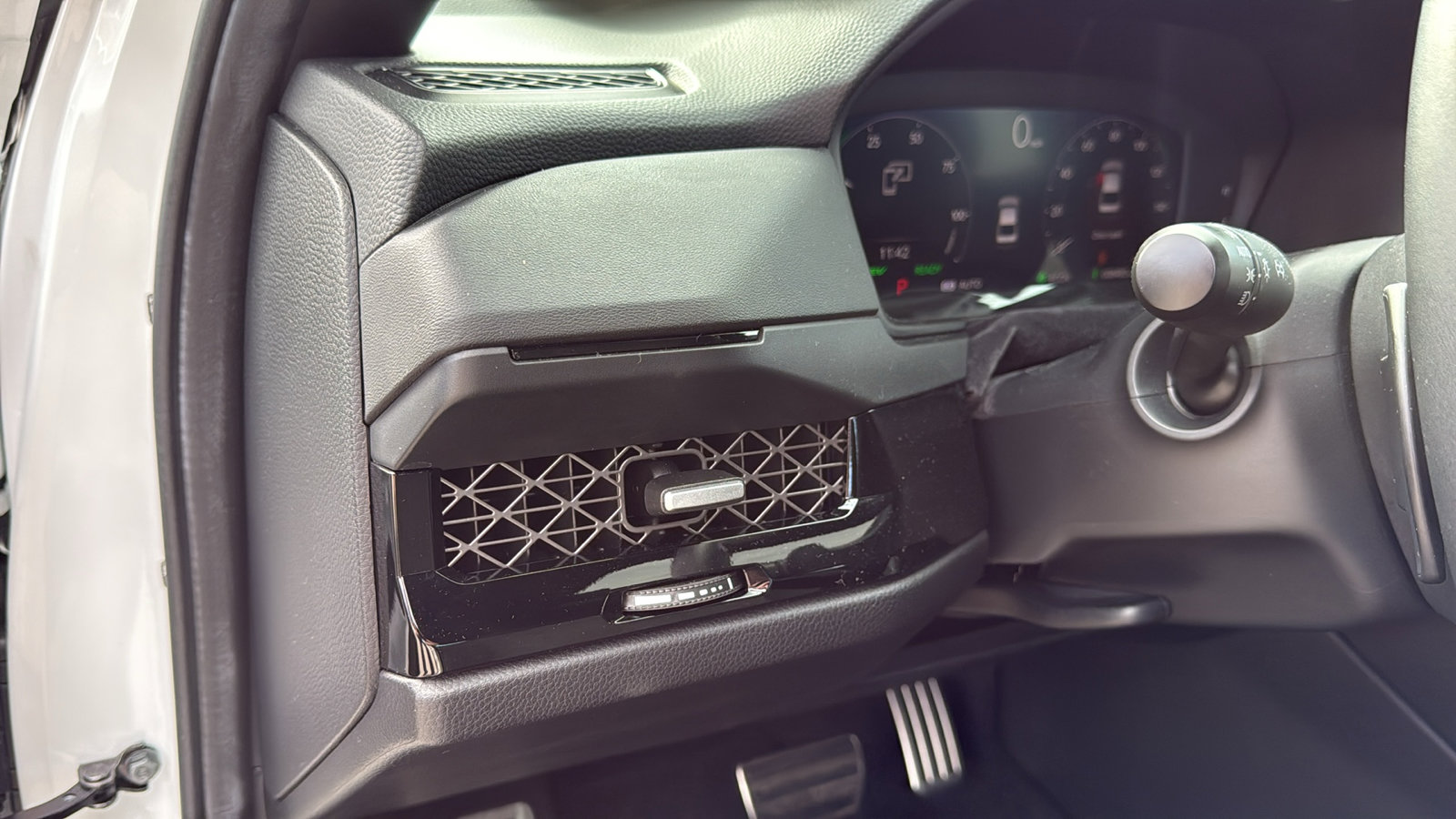 Used 2024 Honda Accord Sport image 13