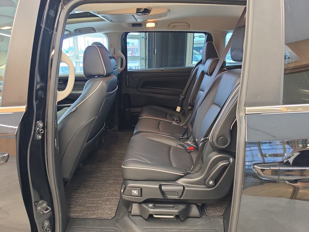 Used 2025 Honda Odyssey Touring image 33