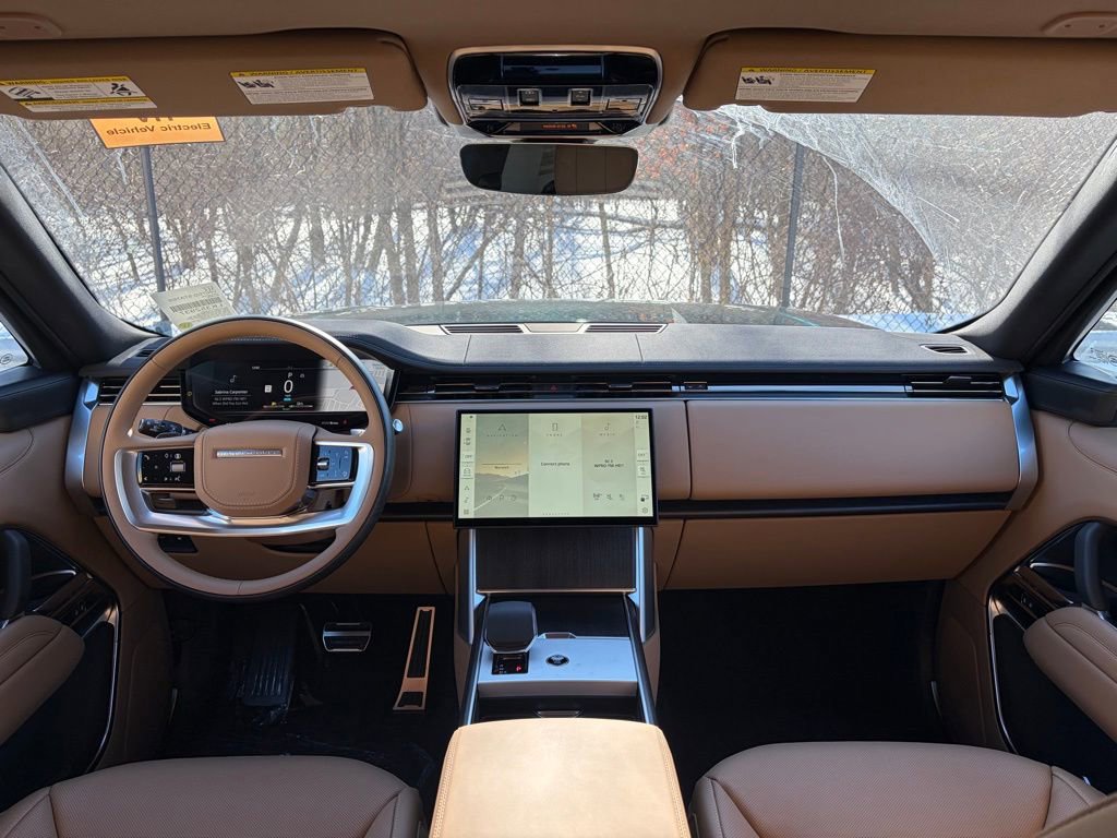 New 2026 Land Rover Range Rover SE image 18