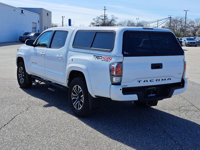 Used 2020 Toyota Tacoma TRD Sport w/ Technology Package image 3