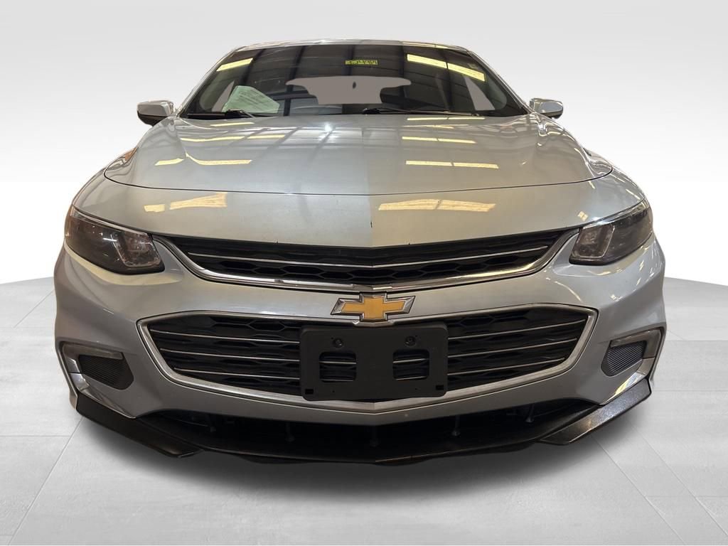 Used 2017 Chevrolet Malibu LT image 8