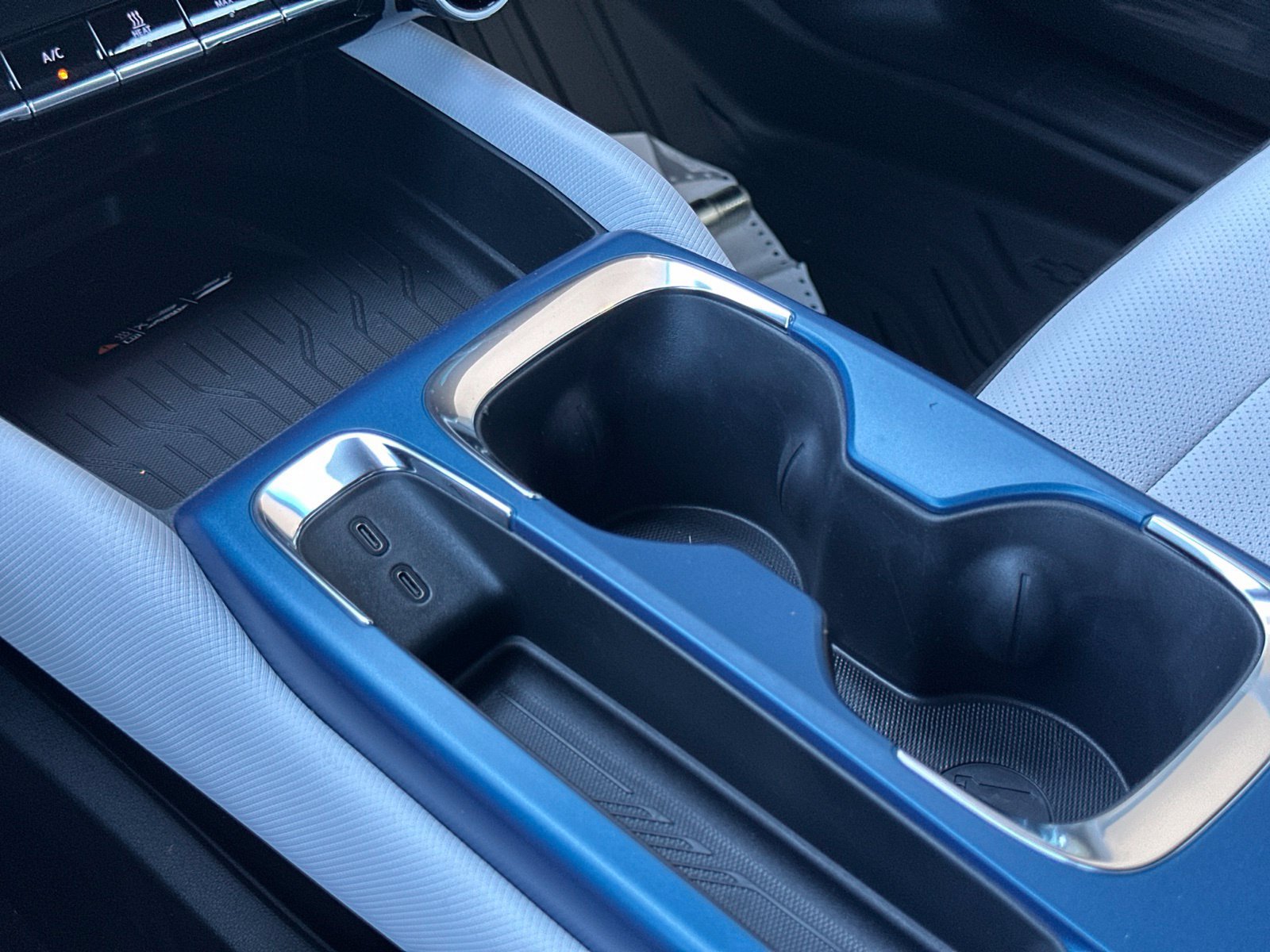 New 2026 Chevrolet Equinox EV LT FWD image 25