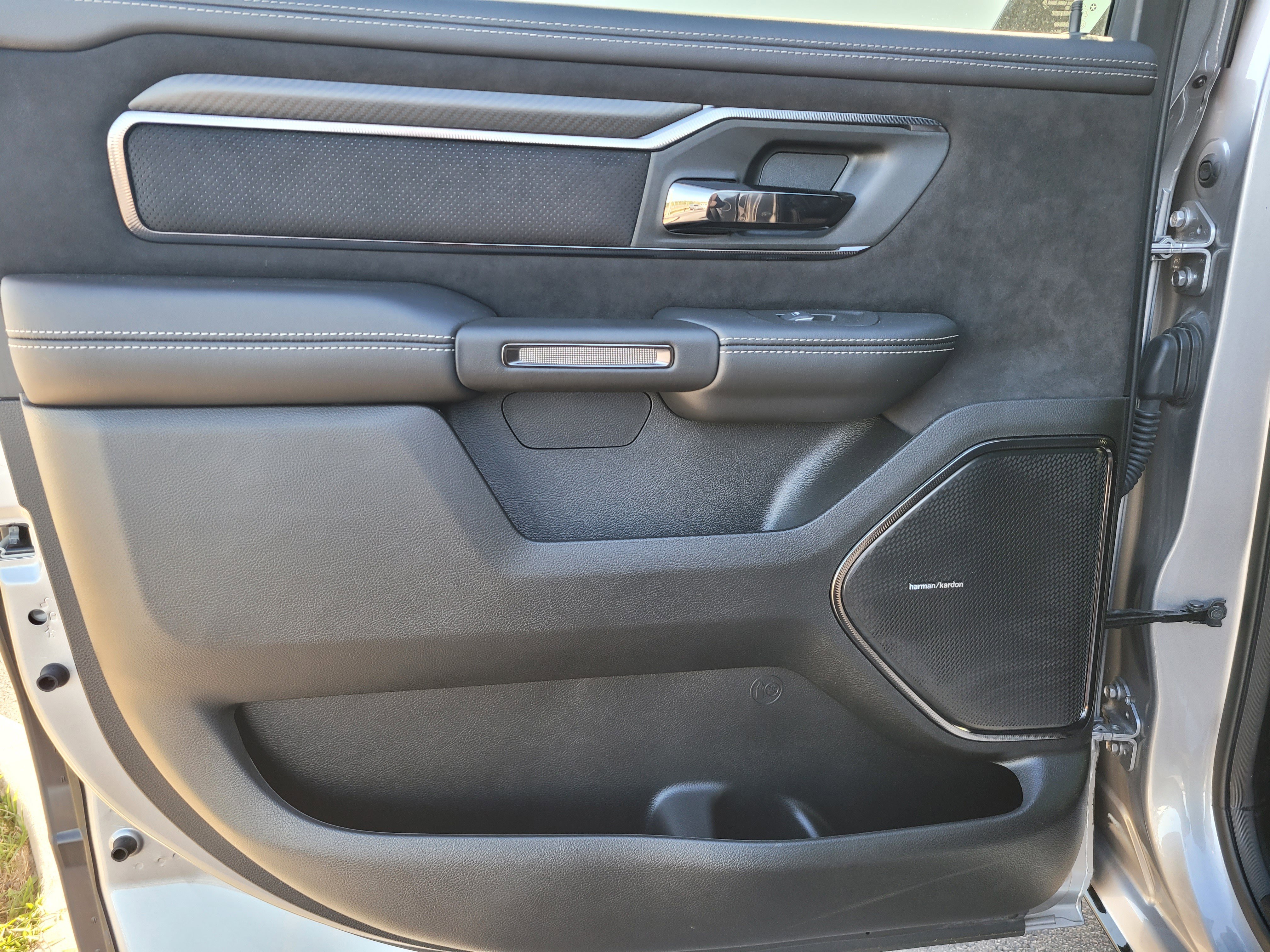 Used 2025 RAM 1500 RHO w/ RHO Level 1 Equipment Group image 13