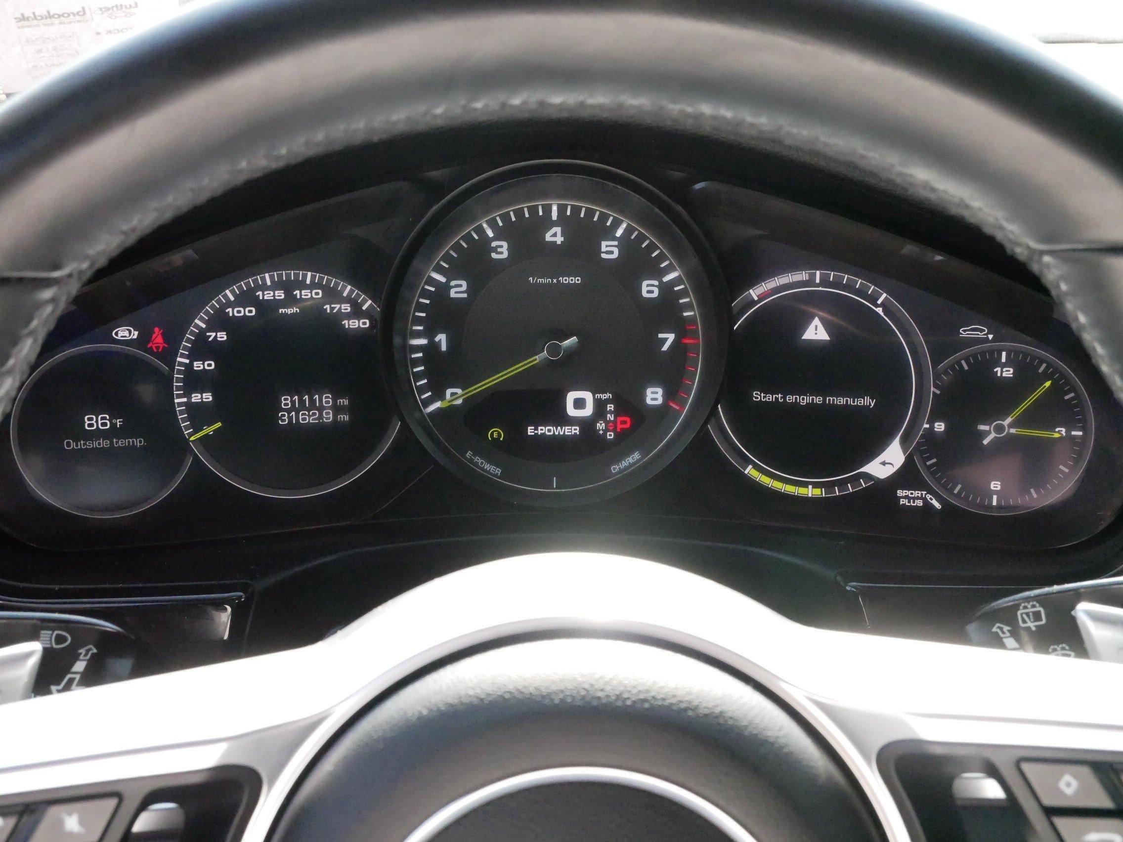 Used 2018 Porsche Panamera 4 image 21