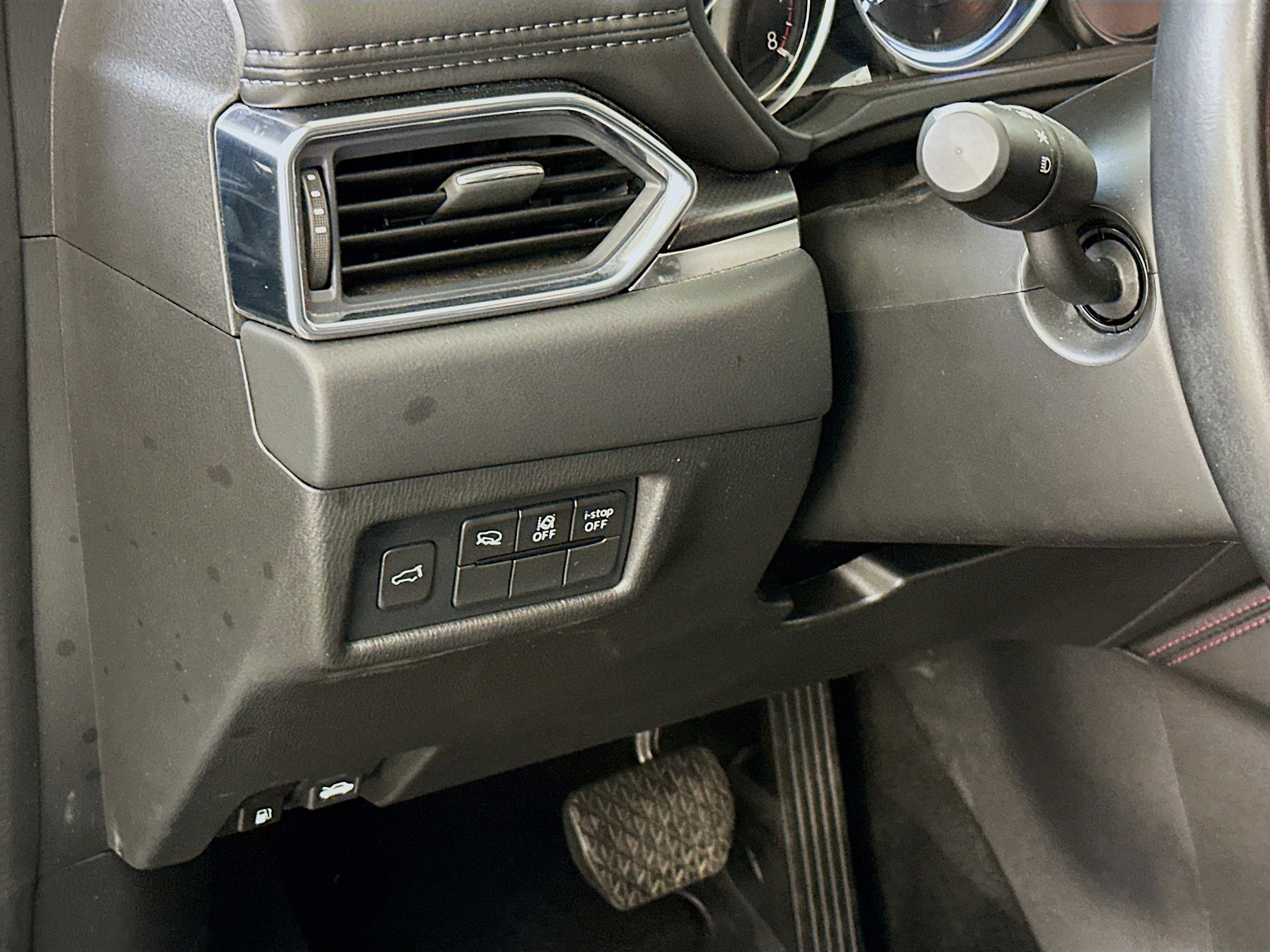 Used 2025 MAZDA CX-5 Carbon Edition image 17