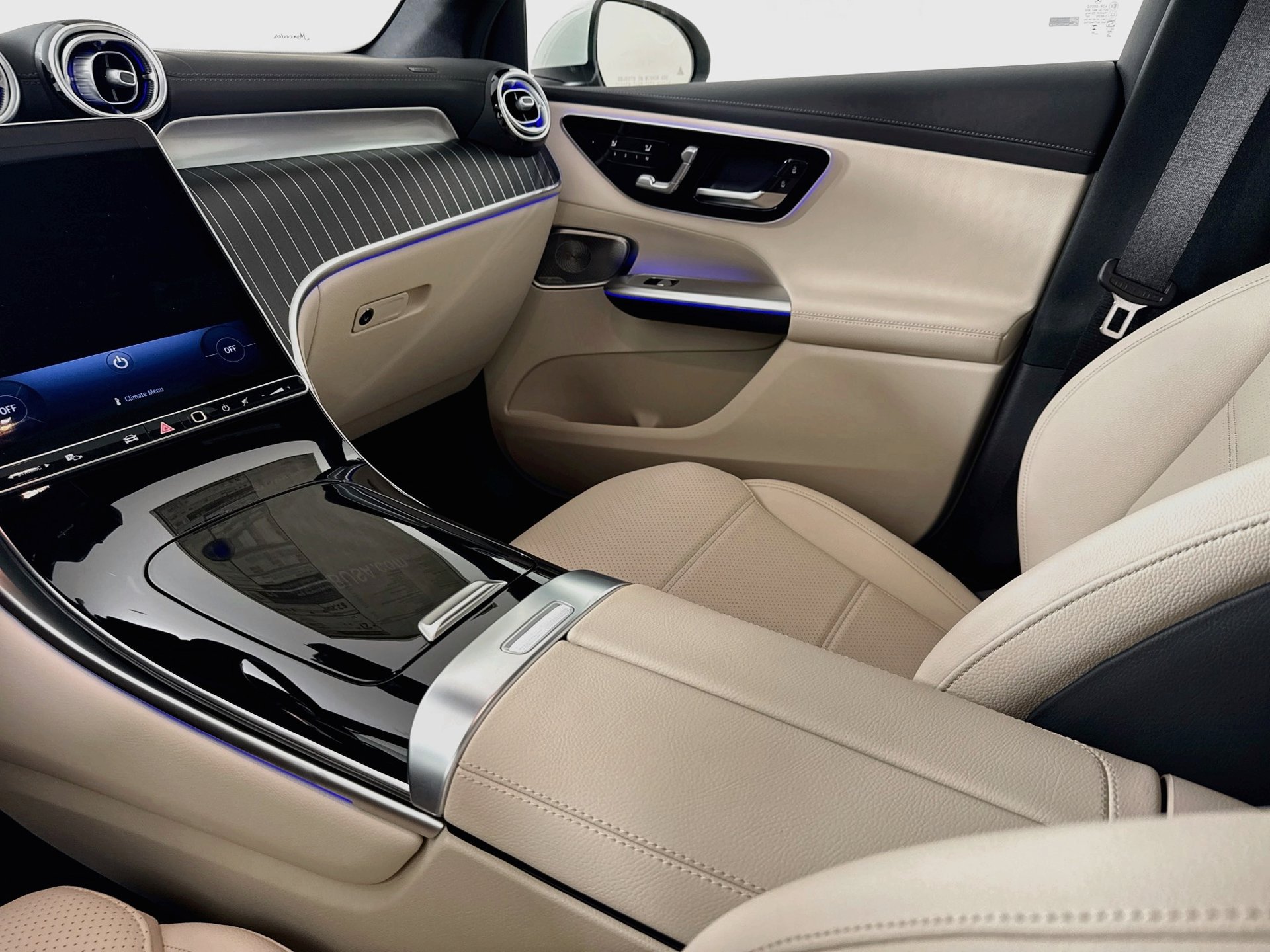 New 2027 Mercedes-Benz GLC 300 image 26