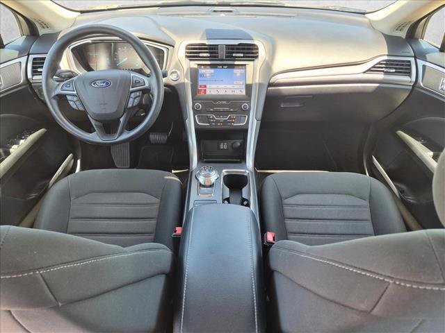 Used 2019 Ford Fusion SE FWD image 18