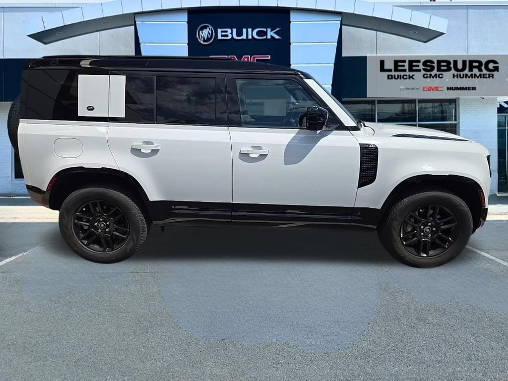 Used 2023 Land Rover Defender 110 X-Dynamic SE AWD/4WD image 8