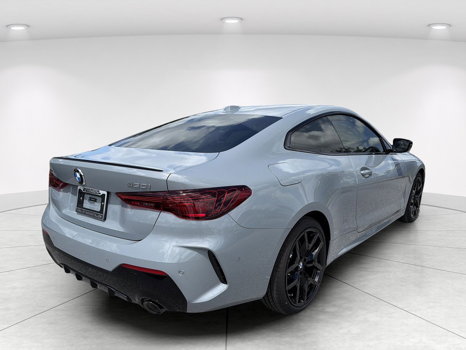 New 2027 BMW 430i Coupe w/ M Sport Package AWD/4WD image 4