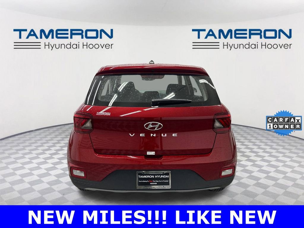 Used 2026 Hyundai Venue SE image 4