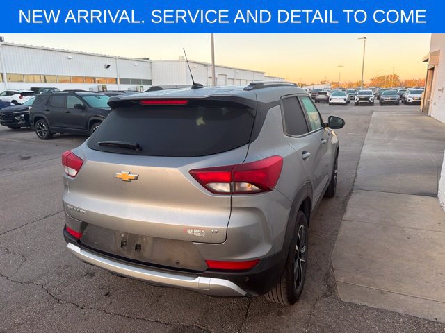 Used 2024 Chevrolet TrailBlazer LT w/ LT Cold Weather Package FWD image 8