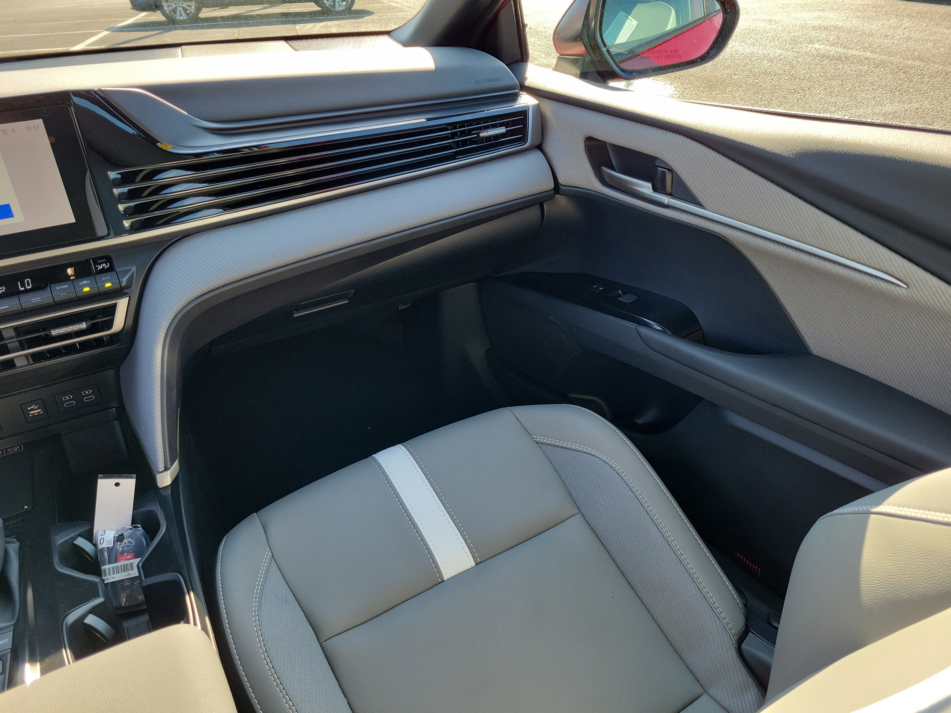 Used 2026 Toyota Camry LE image 17