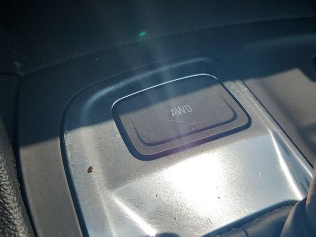 Used 2024 Chevrolet Equinox LT AWD/4WD image 22