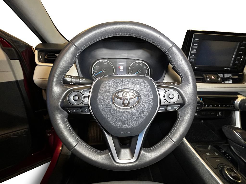 Used 2021 Toyota RAV4 XLE Premium AWD/4WD image 12