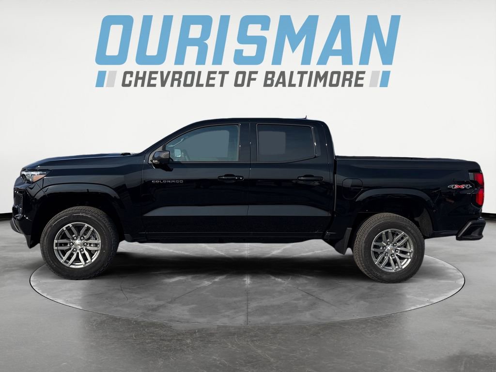 New 2026 Chevrolet Colorado LT w/ LT Convenience Package AWD/4WD image 3