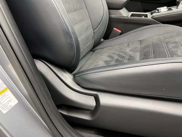 Used 2024 Mitsubishi Outlander SE image 12