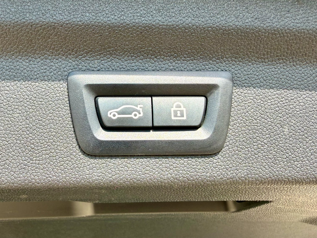 Used 2021 MINI Cooper Countryman ALL4 AWD/4WD image 17