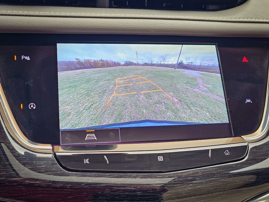 Used 2021 Cadillac XT6 Premium Luxury w/ LPO, Floor Liner Package image 27