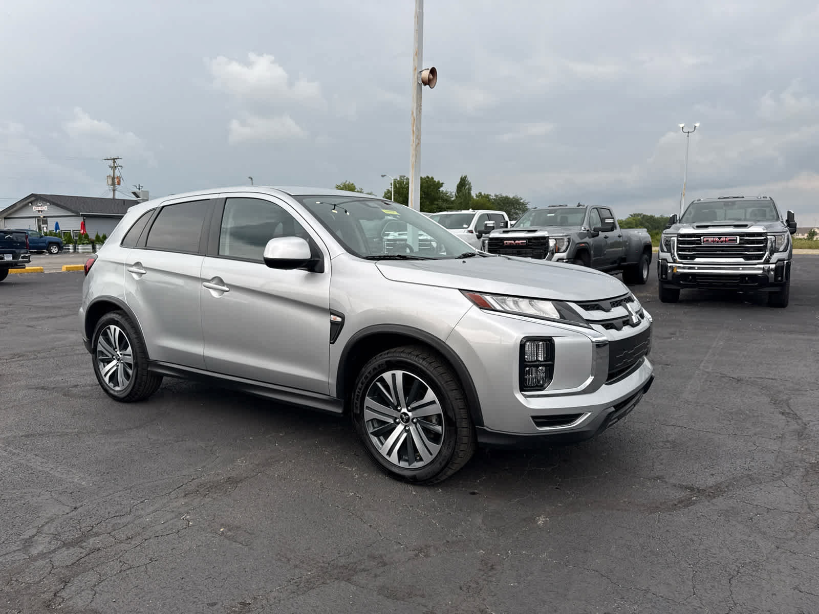Used 2024 Mitsubishi Outlander Sport ES AWD/4WD image 7