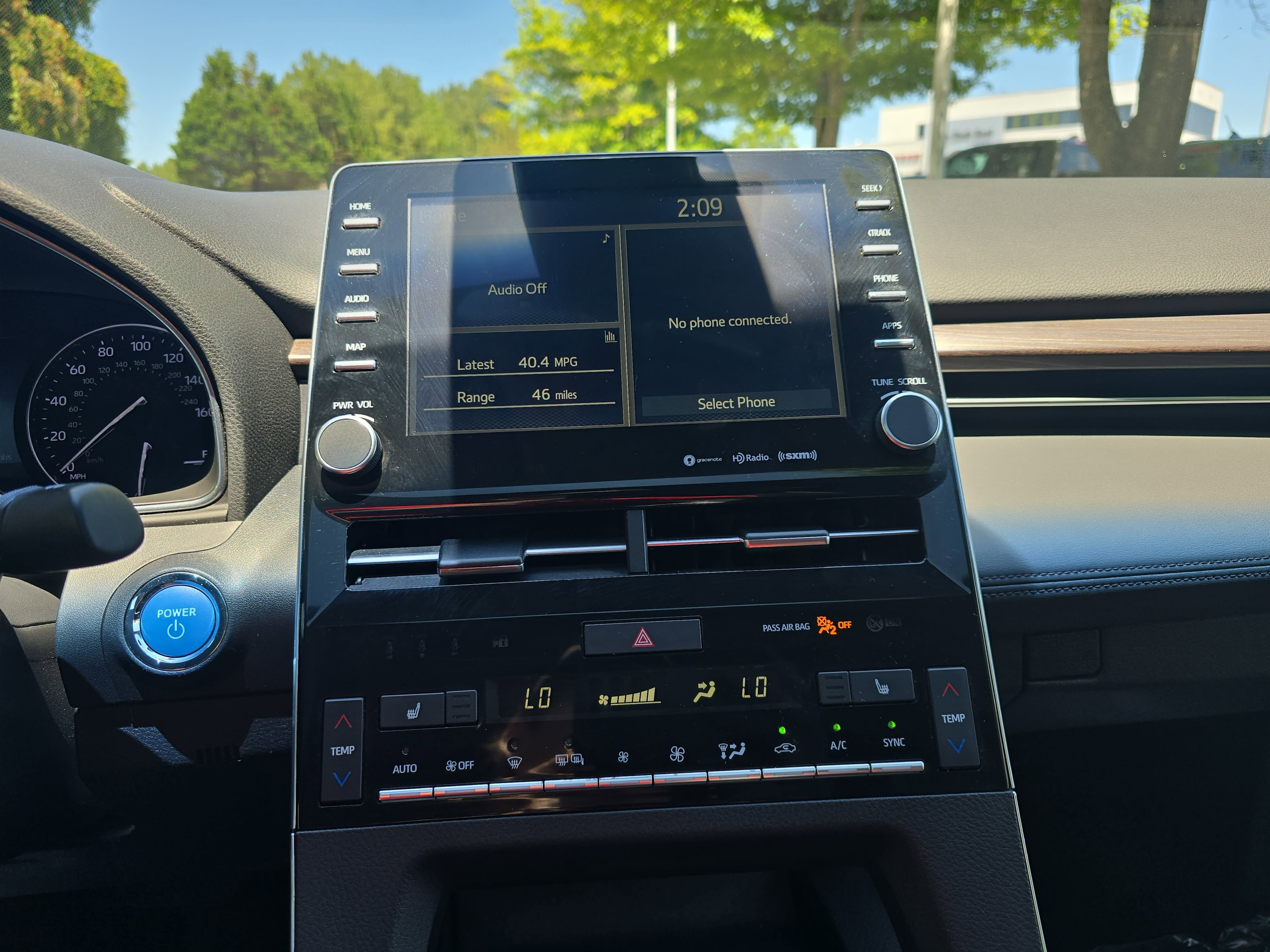 Used 2019 Toyota Avalon XLE w/ Moonroof Package FWD image 21