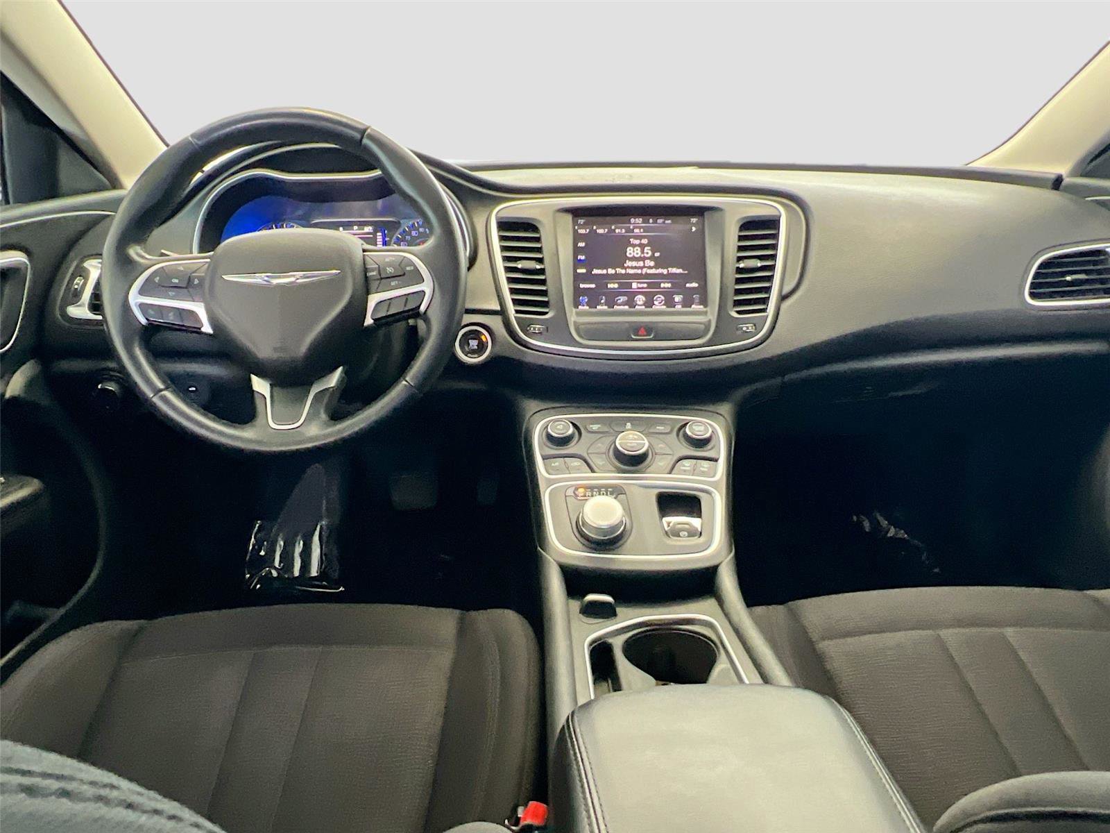 Used 2015 Chrysler 200 Limited w/ Convenience Group FWD image 29
