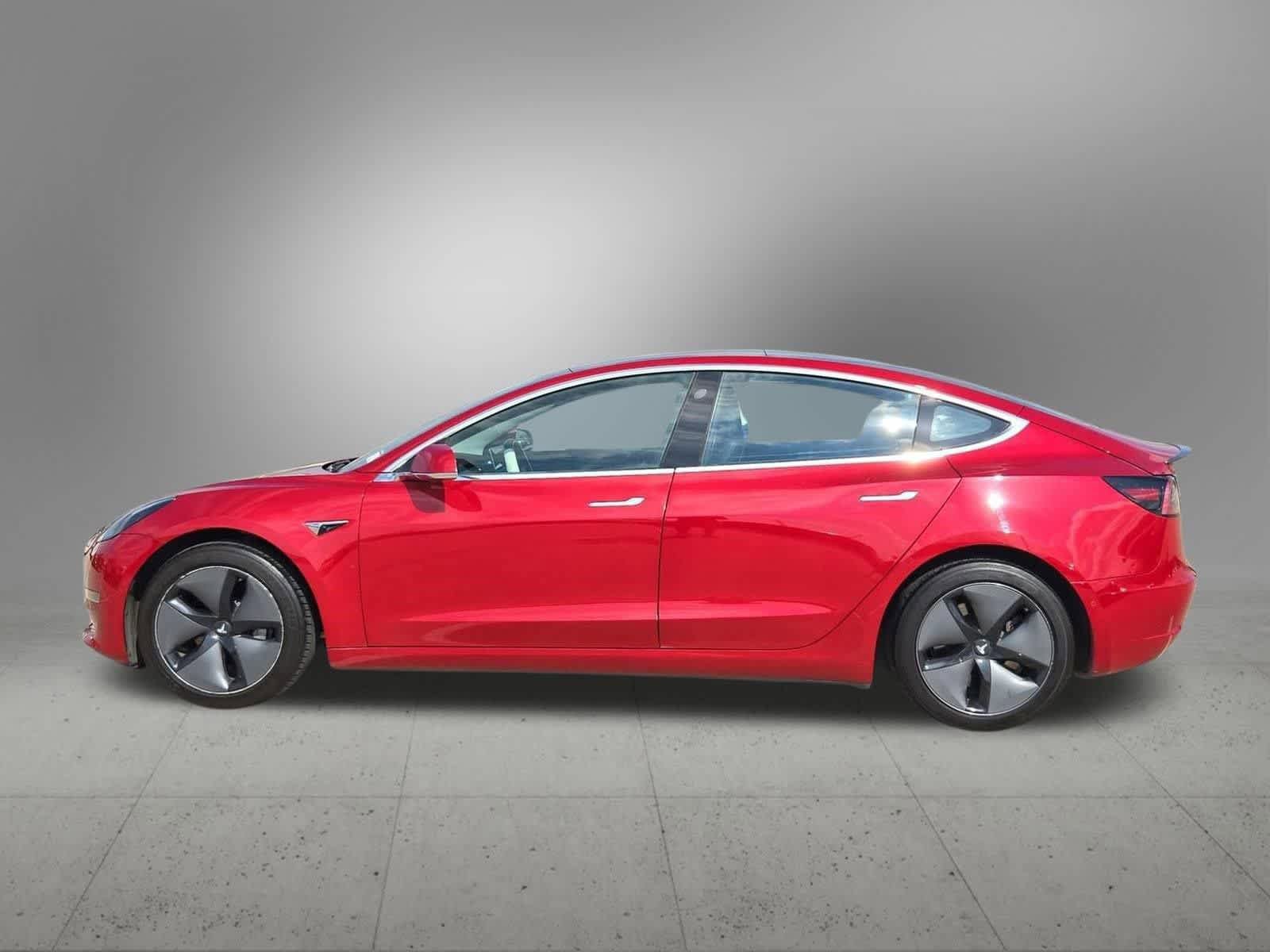 Used 2018 Tesla Model 3 Long Range image 3