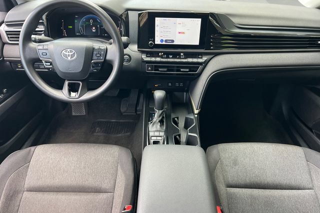 Used 2025 Toyota Camry LE FWD image 16