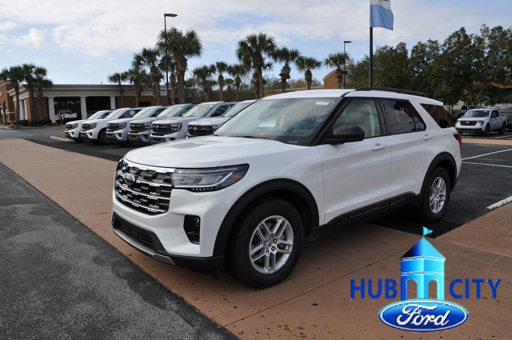 New 2026 Ford Explorer Active w/ Active Comfort Package image 1