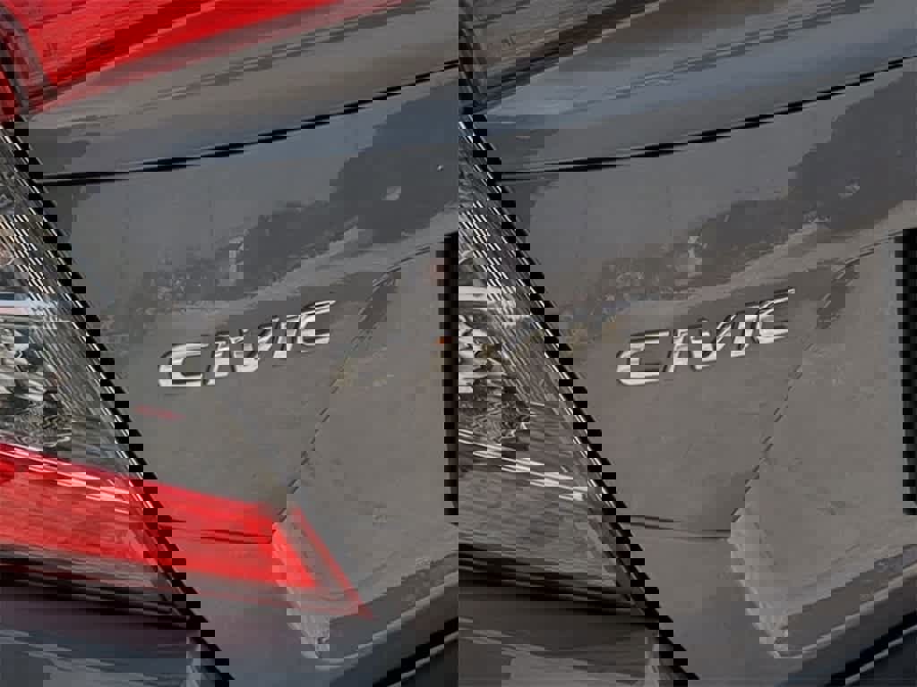 Used 2019 Honda Civic EX image 12